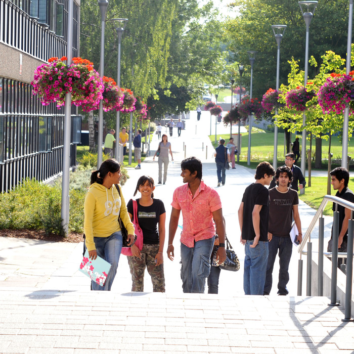 Students_concourse_1_38 (1)