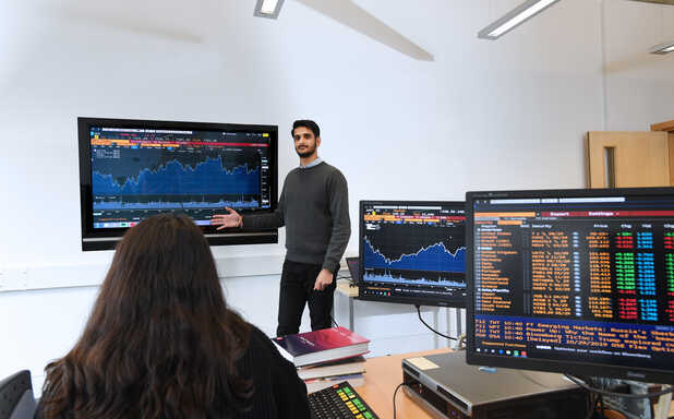 618x384 Economics and Finance UG-10_17867