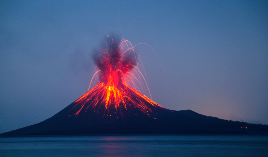 Tsunami unleashed by Anak Krakatoa  eruption was at least 