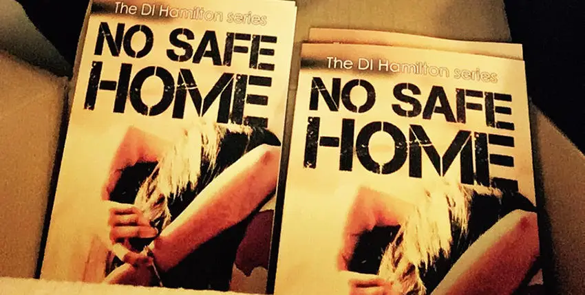 Tara Lyons NO SAFE HOME books main