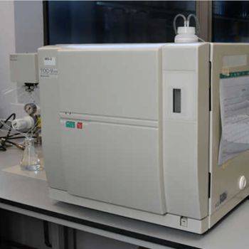 Shimadzu TOC-VCPN Total organic carbon analyser