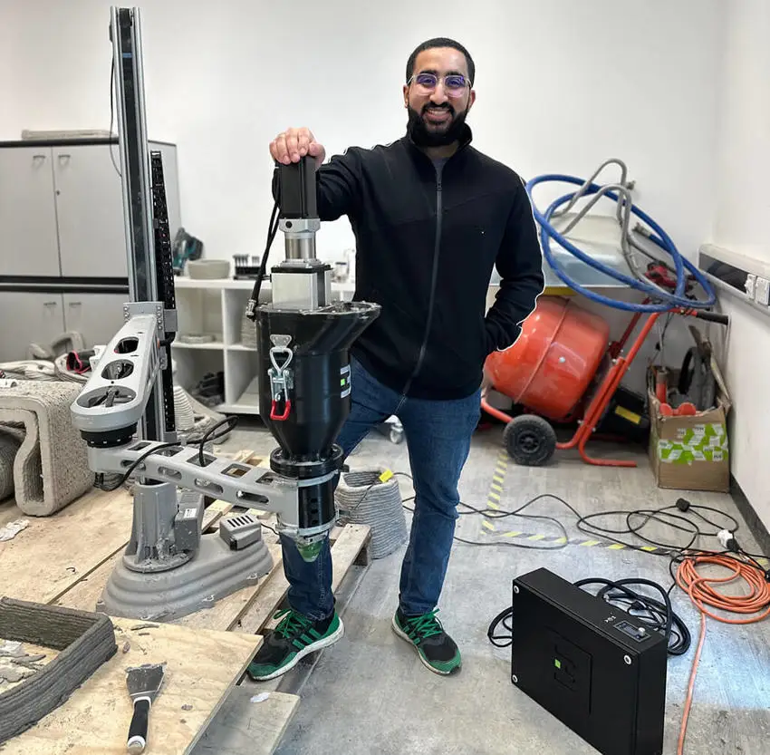 Dr. Abdulrahman Albar with the 3D concrete printer technology used at Bina Robotics